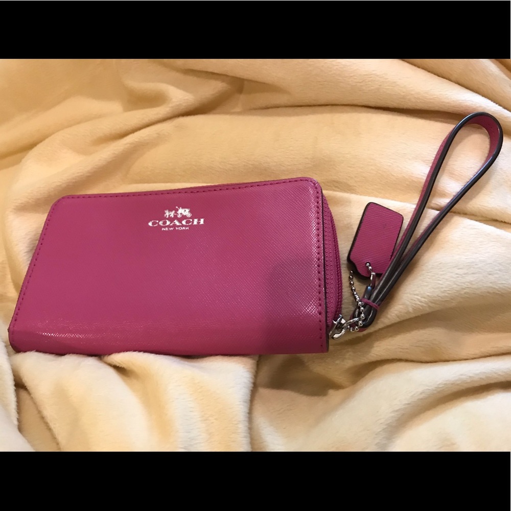 Coach Wallet Wristlet Phone Case Excellent Pink
